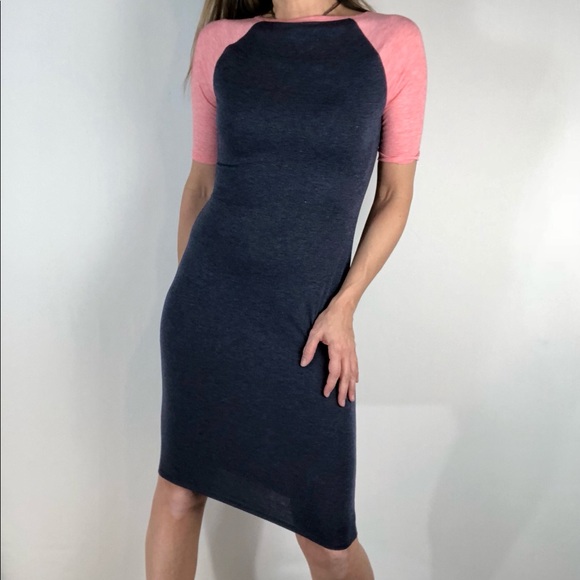 LuLaRoe Dresses & Skirts - Lularoe Julia t-shirt dress navy/peach Sz xs